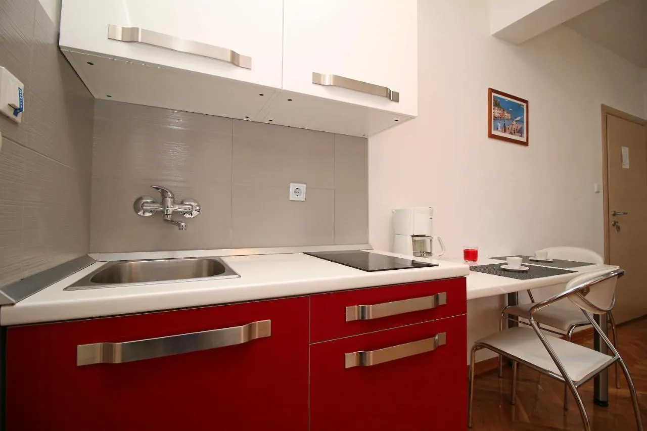 Apartments Mila Rovinj 0*,  Chorvatsko