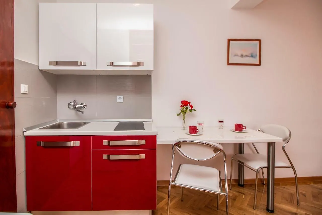 Apartments Mila Rovinj 0*,