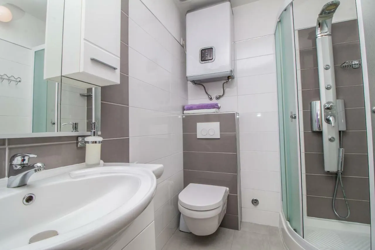Apartments Mila Rovinj 0*,